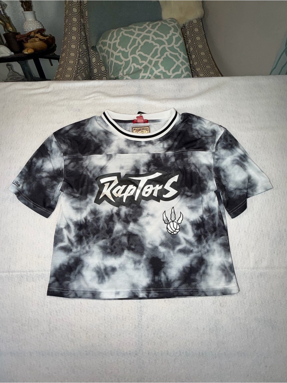 Toronto Raptors x Mitchell & Ness women’s crop tee NWT NBA XL